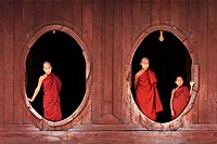 Myanmar Birmanie experience : monastère Shwe Yan Pyay, Nyaung Shwe, Lac Inlé